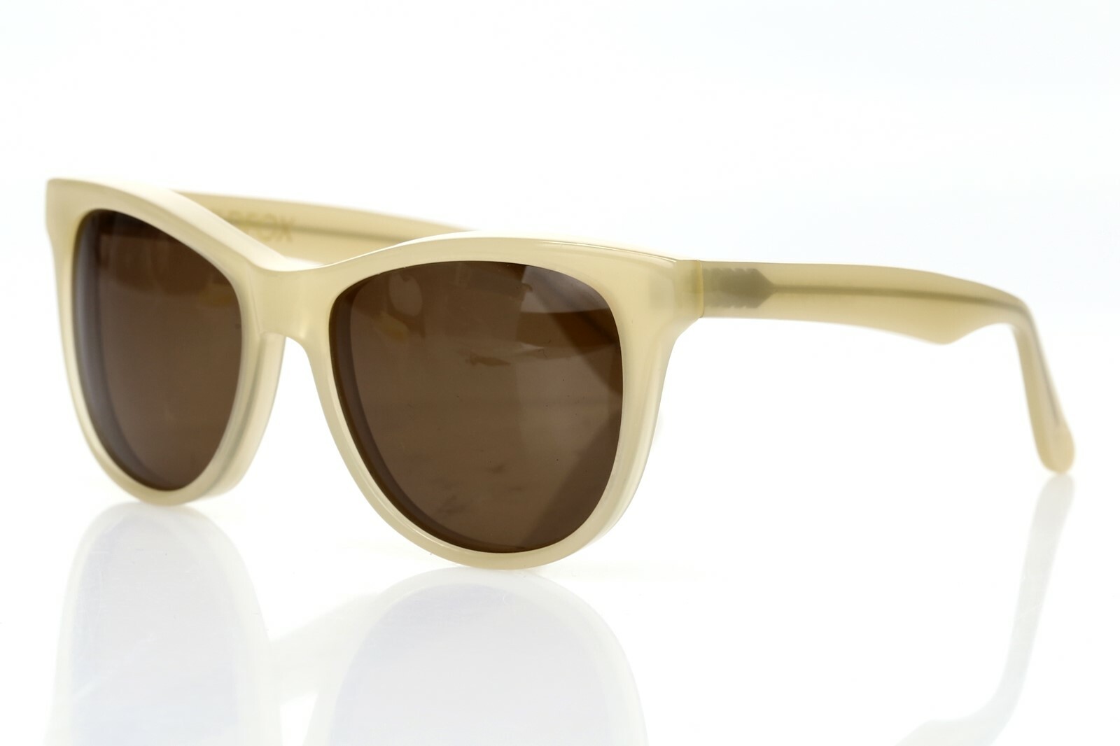 Wildfox Women's Nude 'CATFARER' Rectangular Sunglasses 142937