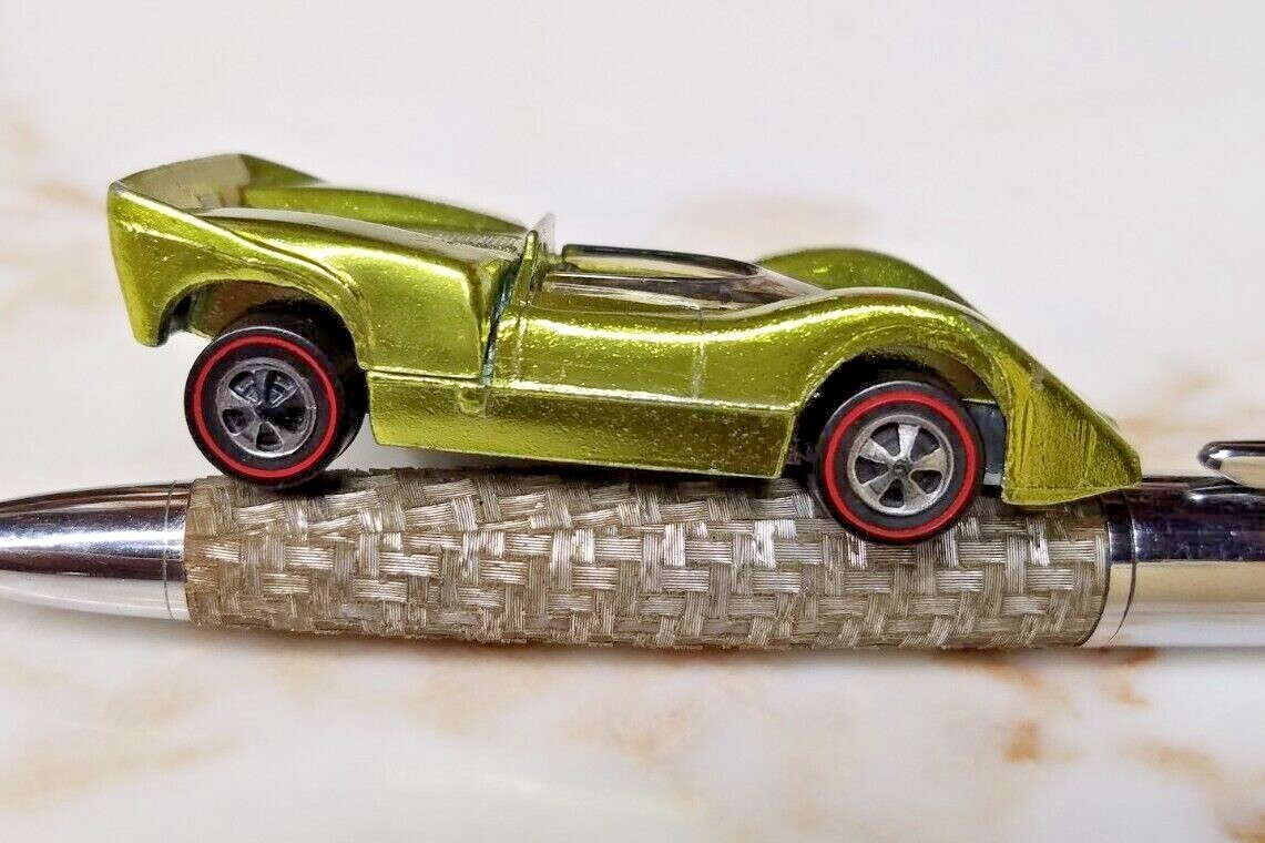 HOT WHEELS 1969 REDLINE MCLAREN M6A U.S. LIME YELLOW Awesome