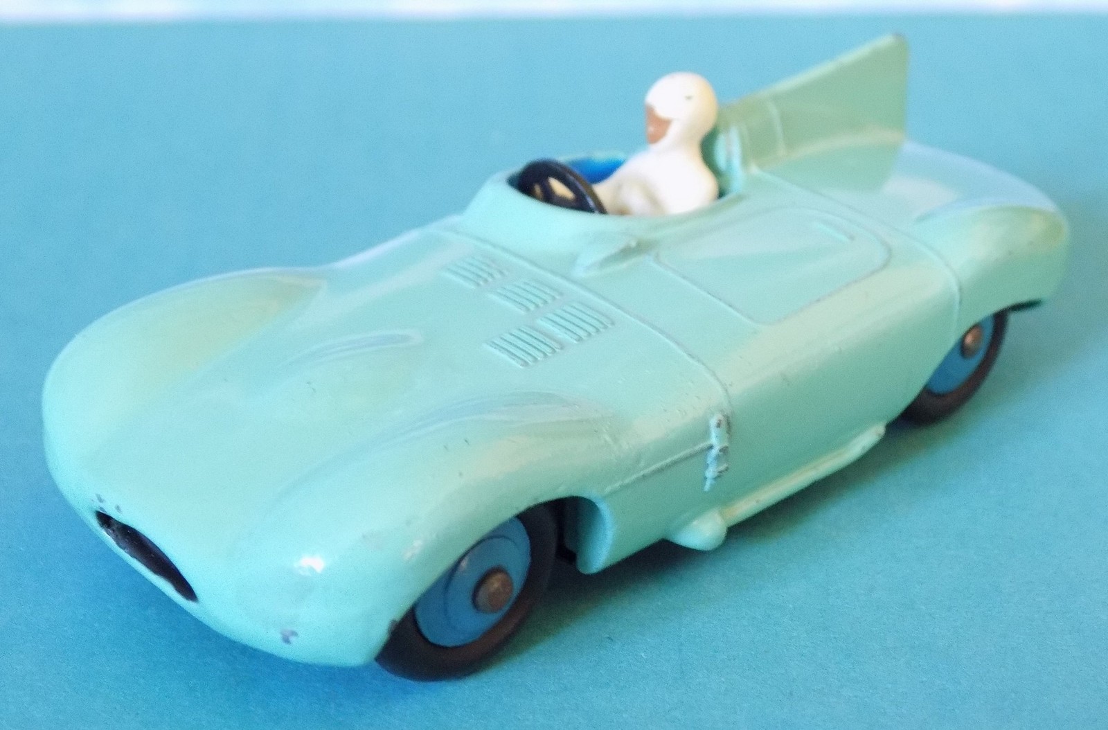 Dinky 238, Jaguar D Type Racing Car - Free Price Guide & Review