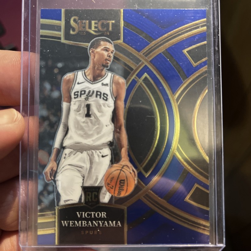 2023-24 Panini Select - Premier Level Victor Wembanyama #121 Blue (RC)