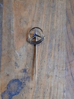 333 Gold Mercedes Anstecknadel 1Mio. KM