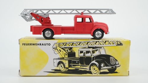 Märklin 18023 camión de bomberos escalera giratoria réplica | Zustand: Gebraucht