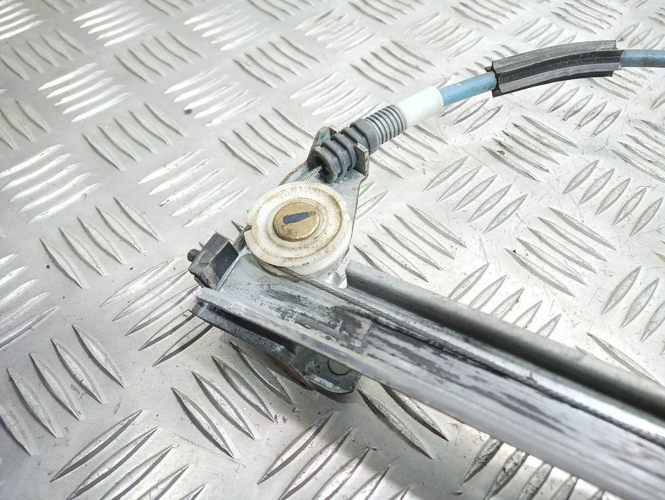 Elevalunas trasero derecho peugeot 406 2001 eléctrico con motor GUST28895 - Imagen 4 de 4