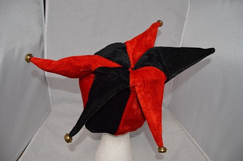 BACARDI GRAS JESTER CLOWN MARDI GRAS HALLOWEEN HAT WITH BELLS - Picture 2 of 4