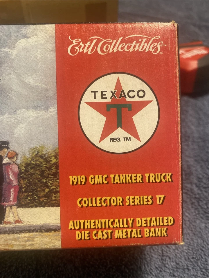 Ertl Collector Series 17 1919 GMC Tanker Truck Texaco Petroleum Products 19542V - Image 3 of 4