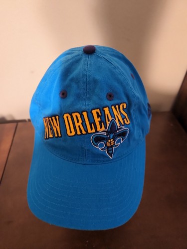 NOS - NBA - NEW ORLEANS HORNETS - TEAM LOGO - ADJ HAT - ADIDAS