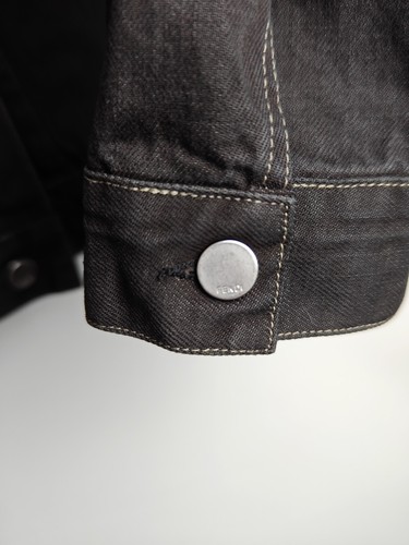 Chaqueta Denim Fendi Negra Unisex Talla Mediana Con Certificado de Autenticidad - Imagen 8 de 24