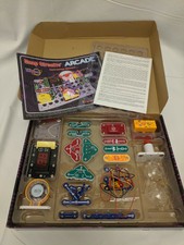 snap circuits arcade electronics discovery kit
