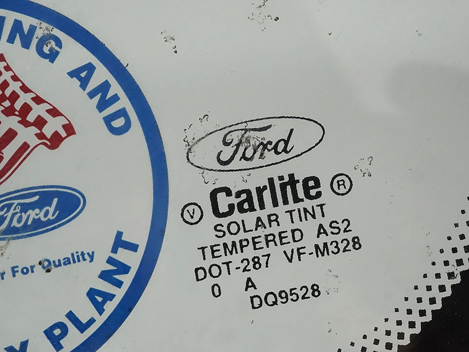 2000 - 2007 Ford Focus Sedan Window Glass Quarter Rear Left Driver Lh Side Oem - Image 4 of 4