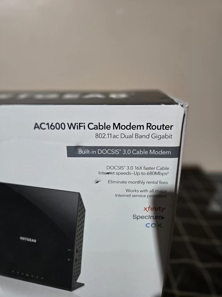 NETGEAR AC1600 Wifi Cable Modem Router | 802.11ac Dual Band Gigabit Modem Router - Image 3 of 4