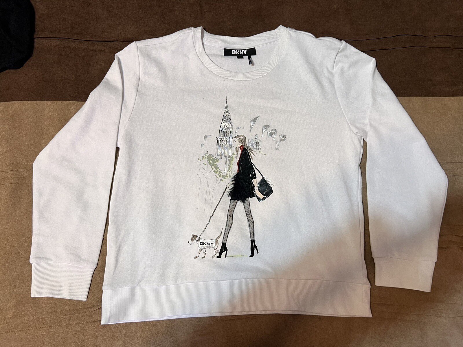 DKNY Women Dog Walking-Motif crewneck sweatshirt Size medium NWT | eBay