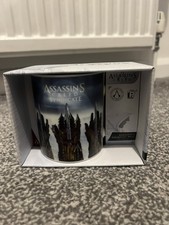 Image of Assassin's Creed Crest Gauntlet Logo Coffee Mug Tea Cup - Boxed