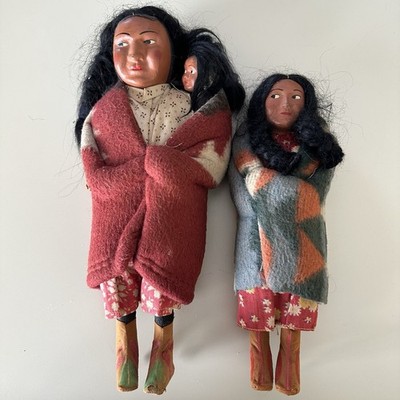 Frühe Skookum Indianer Puppen 9  & 11  Lot Native Papoose Indianer Baby Sammlerstück