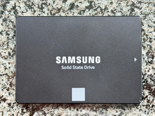 Samsung 850 EVO 250 GB 2.5 Zoll SATA-III 6 Gb/s MZ-75E250 SSD