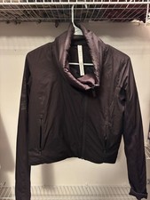 Lululemon Women's Purple Lightweight Jacket Size 6
