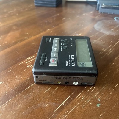 AIWA AM-F3 Portable MiniDisc Recorder Player MD Walkman & Extras