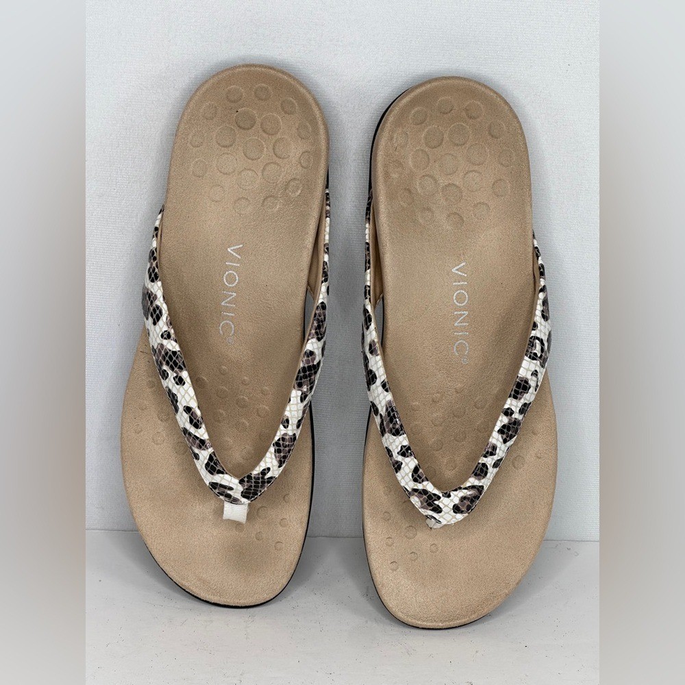 Vionic Dillon White Leopard Toe Post Walking Sand… - image 4