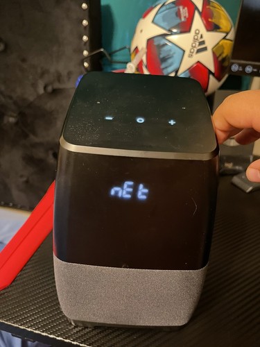 Insignia Voice Smart Bluetooth Speaker 