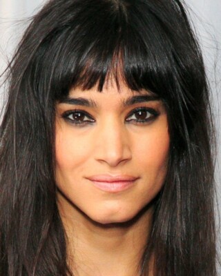 SOFIA BOUTELLA 8x10 PHOTO *