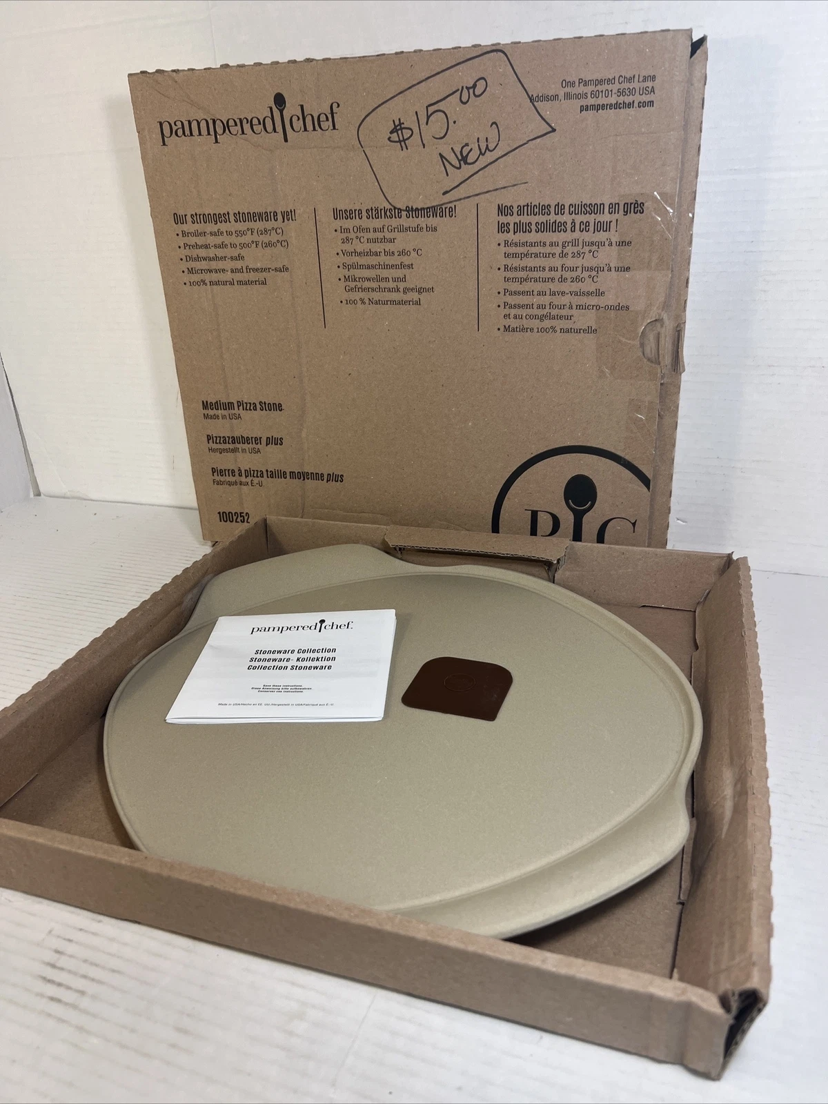 Pampered Chef Medium Pizza Stone #100252 Handles NIB 13in New In Box
Opens in a new window or tab