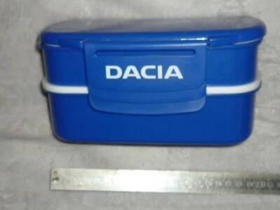 boite à repas de la marque Dacia  objet publicitaire - Photo 1/4