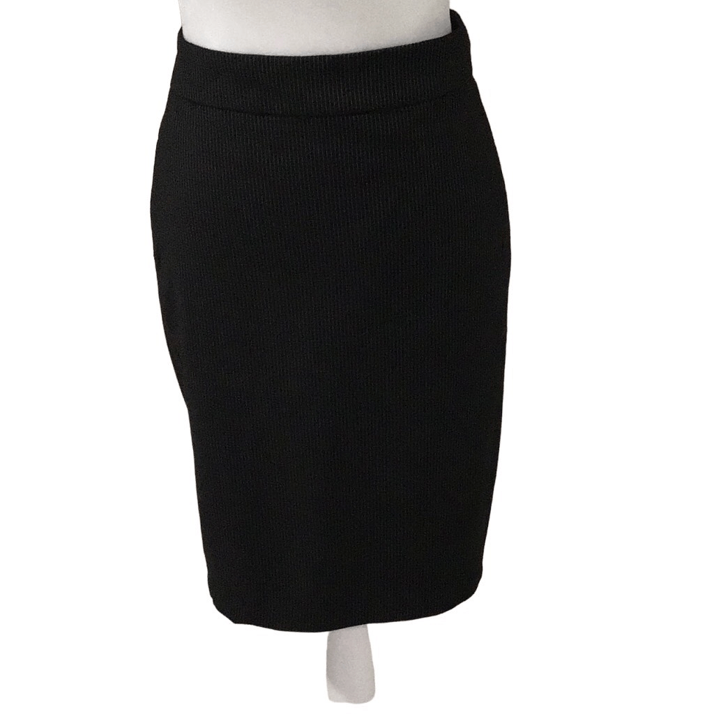 Limited Women's Straight Black Pinstripe Skirt Size 6-image