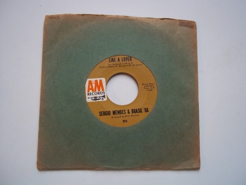 SERGIO MENDES & BRASIL '66 The Look Of Love; Like A Lover 45 RPM 7" Record 1968 - Picture 2 of 6