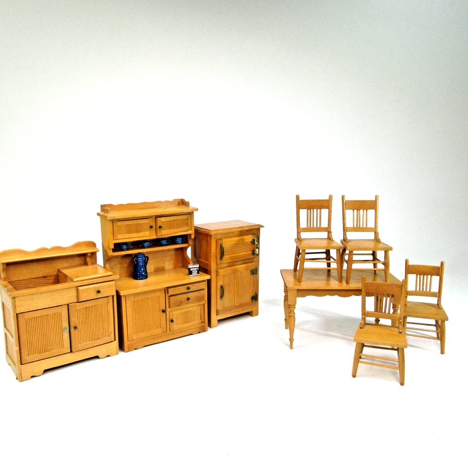 vtg Dollhouse Miniature 1:12 Kitchen dining set 8 pcs. maple cupboard + table + - Image 2 of 4
