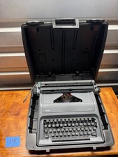 Royal Epoch Manual Typewriter w/ Hard Case – Tested – Gray Vintage Style thumbnail