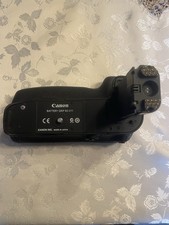Canon BG-E11 Battery Grip for EOS 5D Mark III 5DS  5DS R