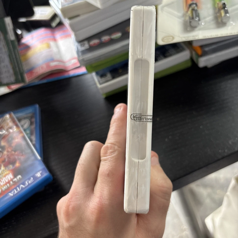 Mario Kart 7 - Nintendo 3DS - Brand New & Sealed - Image 3 of 3