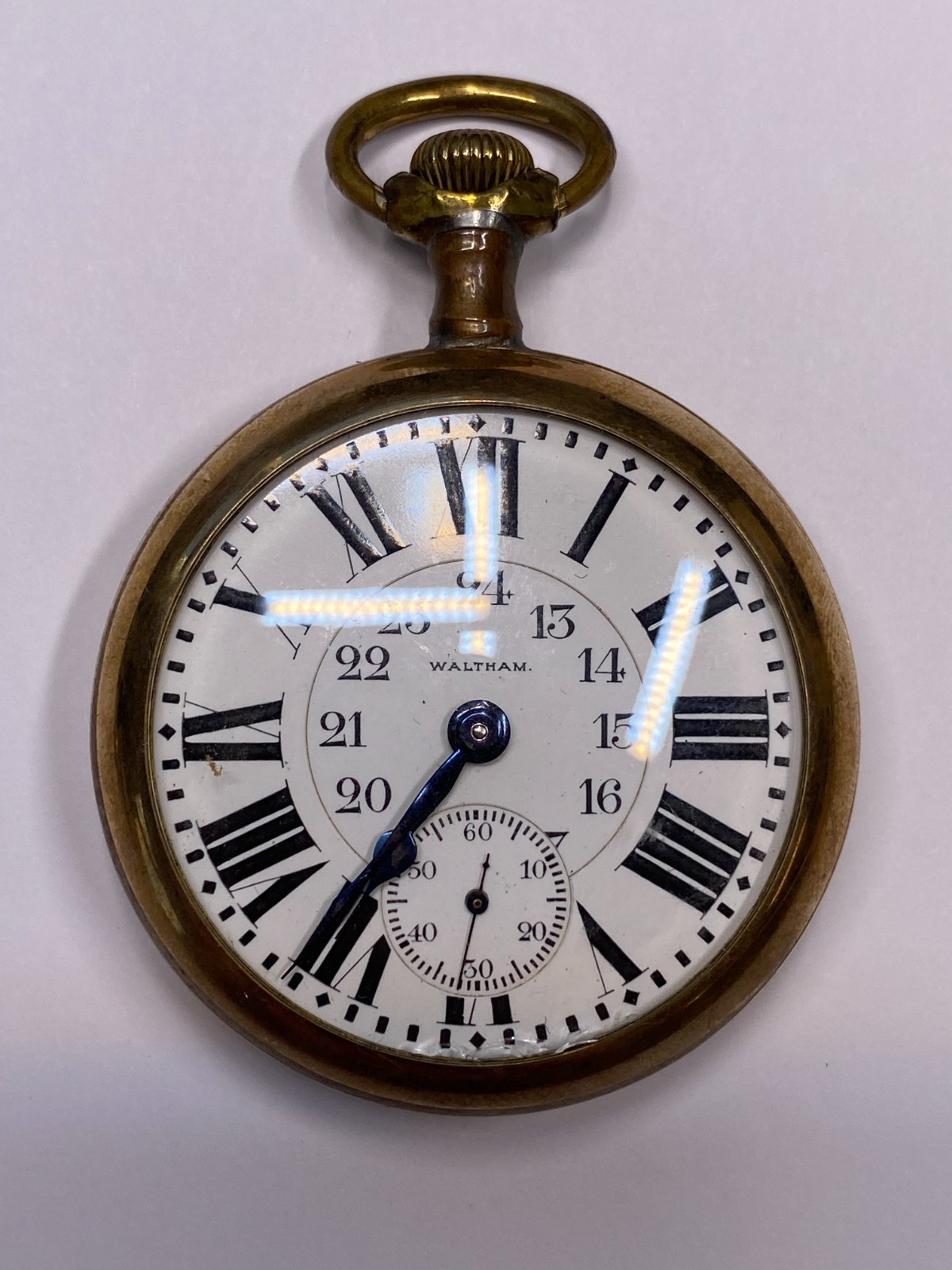 Antique Waltham 17 Jewels Gold Filled Pocket Watch Pre-Owned Doesn't Run (29-144