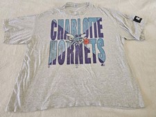 Starter Mens Vintage Charlotte Hornets T Shirt Size XL Thrashed Flaws