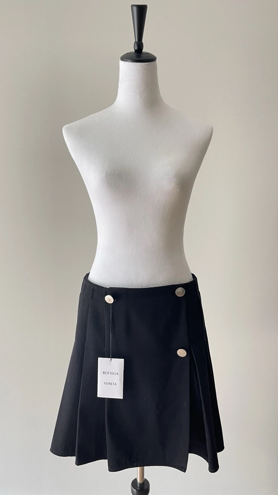 Gonna in gabardina di lana Bottega Veneta colore nero taglia 42 $1350