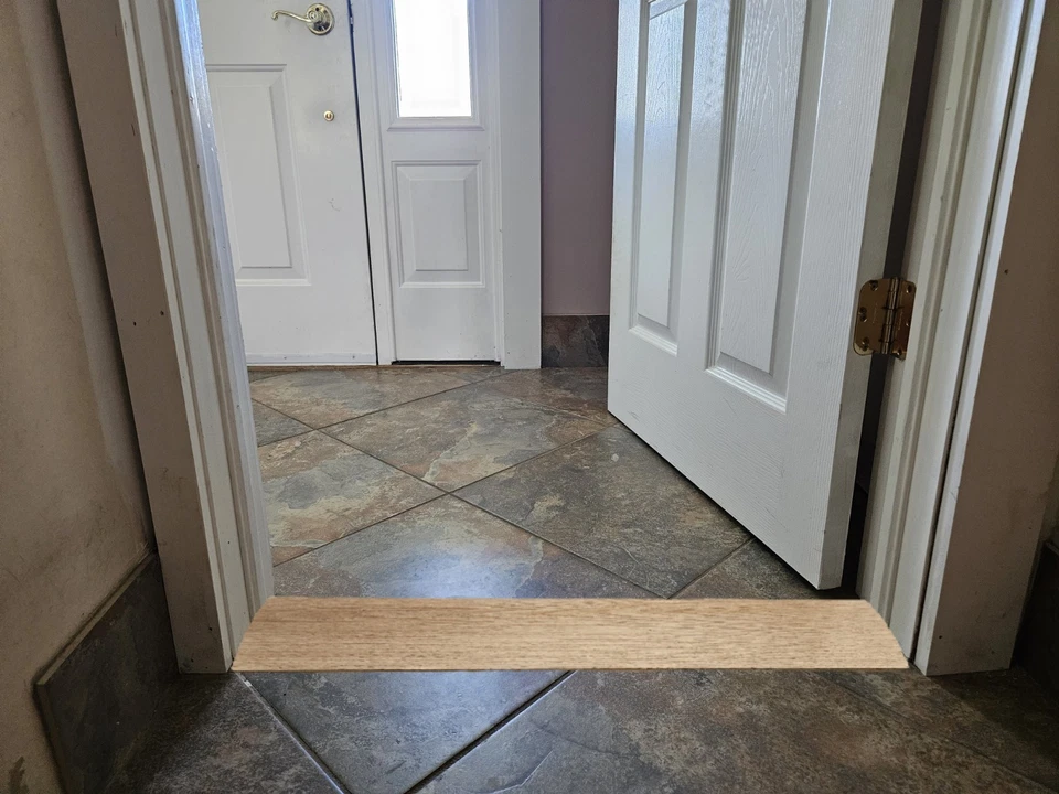 Umbral de madera de 6" de ancho x 1/2" de grosor x 36" de largo Foto 3 de 3