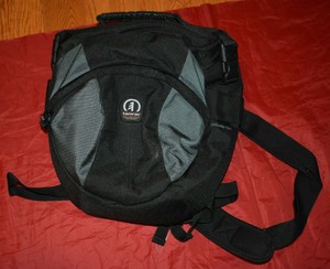 tamrac velocity 8x