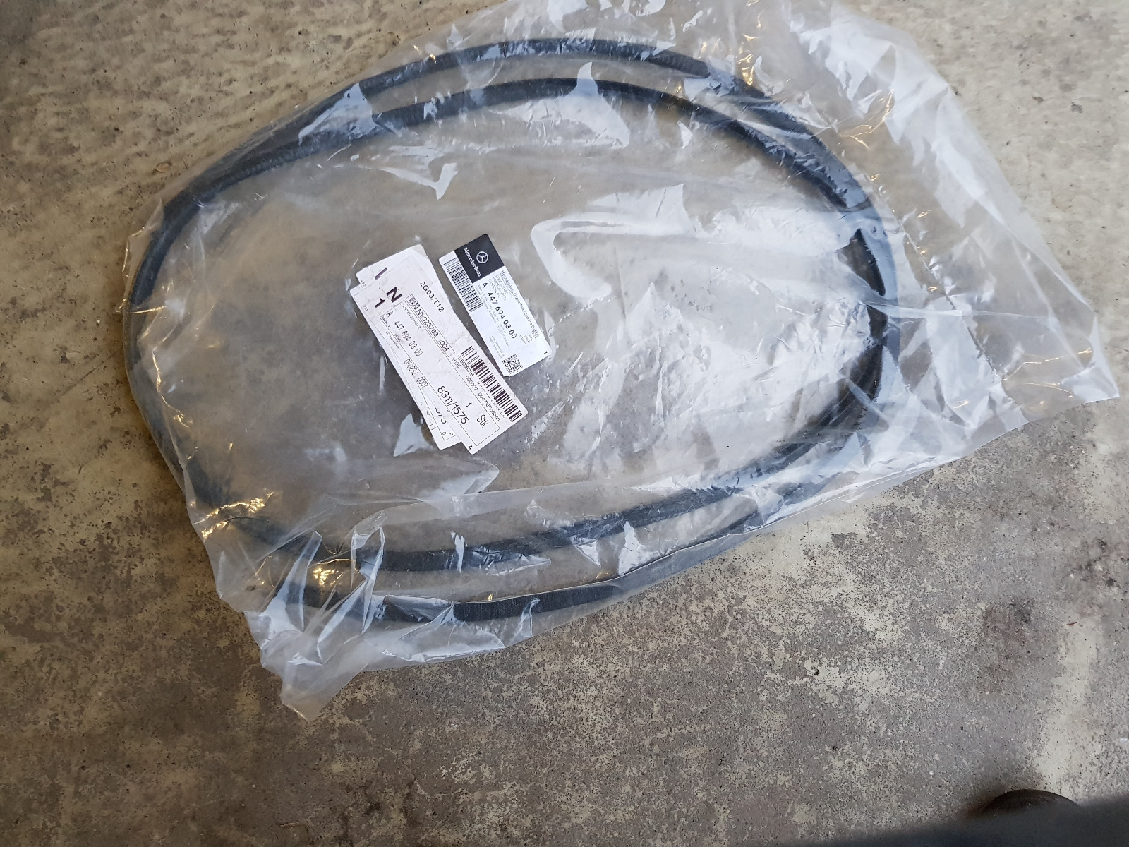 Original Mercedes-Benz KANTENSCHUTZ A4476940300 | eBay