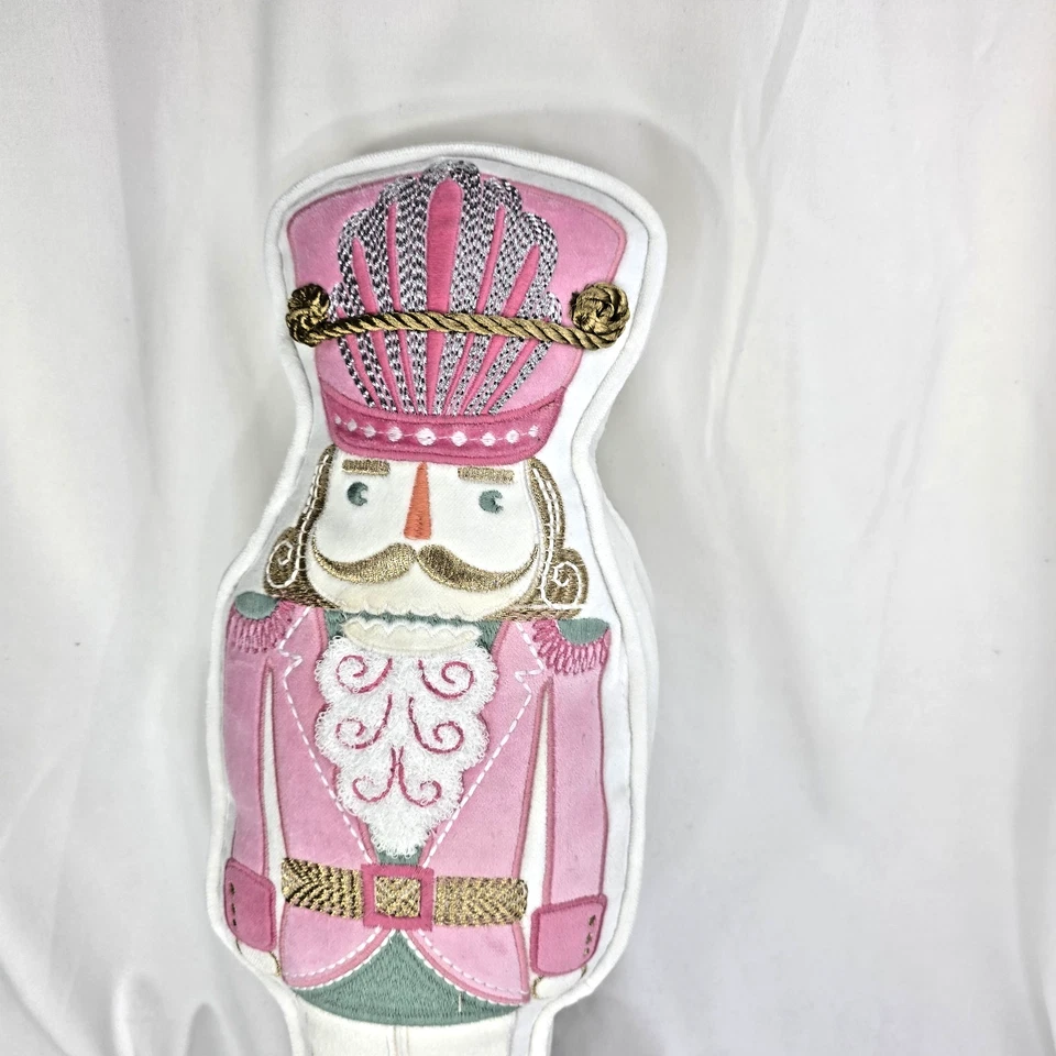 ALMOHADA DE NAVIDAD CON FORMA DE CASCANUECES DE LUJO ROSA MULTI NUEVA DE CERÁMICA GRANERO AMOR CHOZA Foto 3 de 4