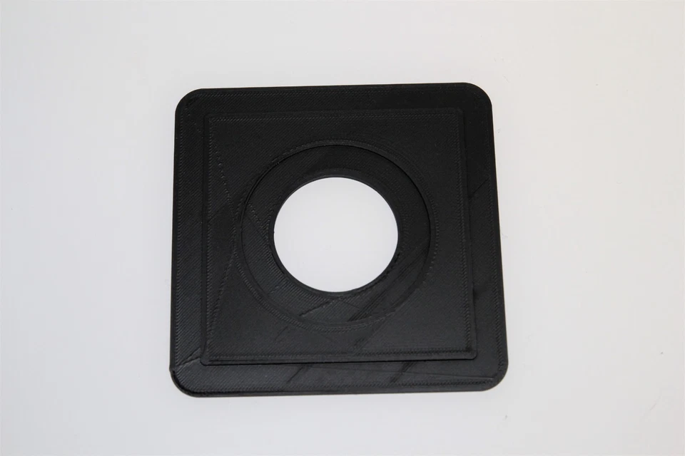 Arca Swiss 4 11/32x4 11/32in Lens Board Copal 1 1 5/8in - Image 2 of 3