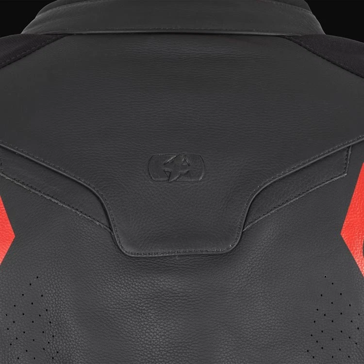Black Red, photo 4 of 7