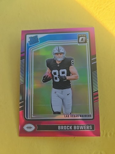 2024 Panini Donruss Optic - Rated Rookie Brock Bowers #215 Pink Prizm (RC)