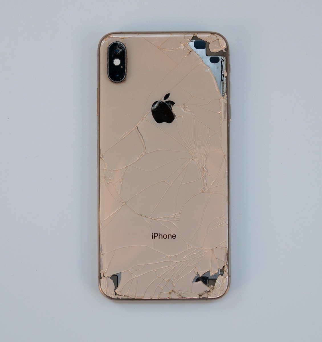 iPhone Xs ローズゴールド Amazon.com: Apple iPhone XS, US Version, 64GB, Gold - T