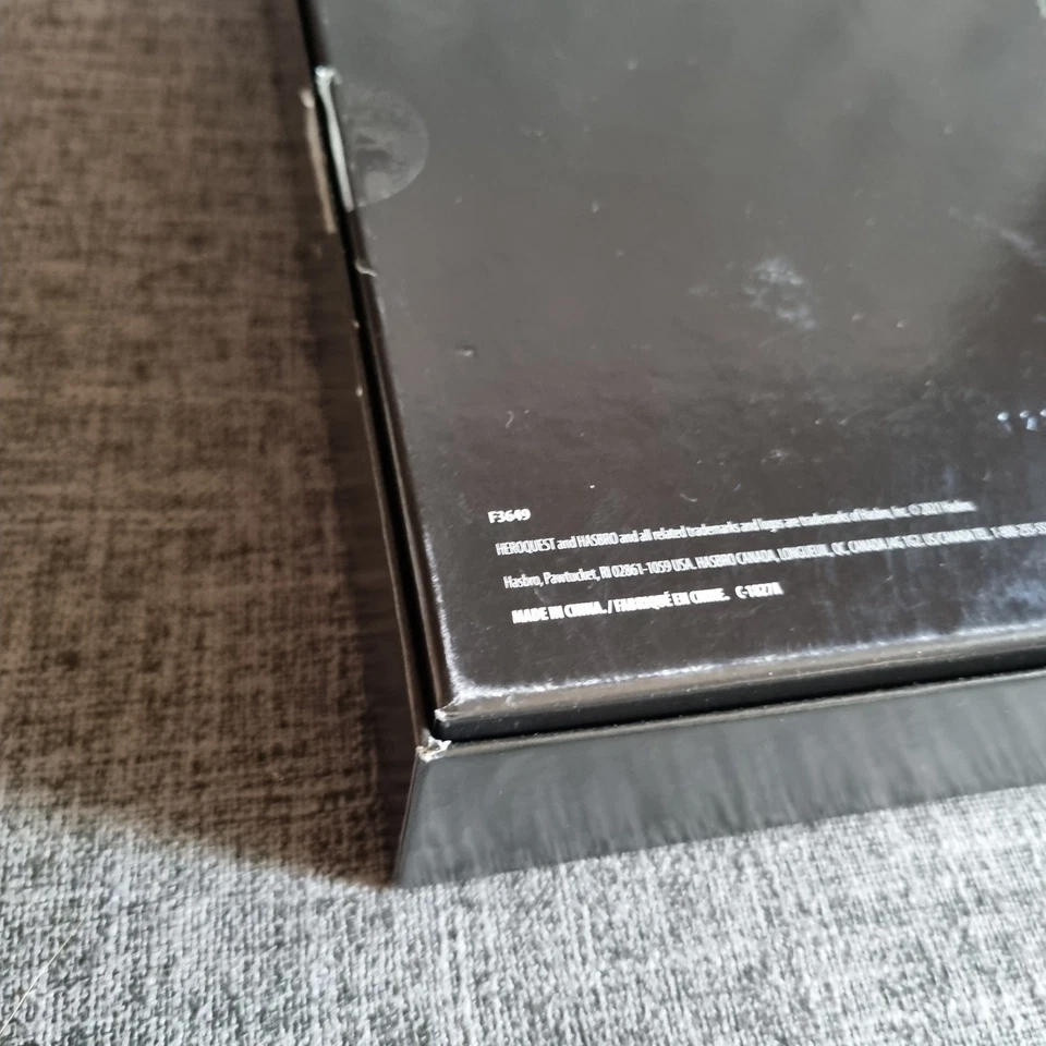 HeroQuest Hasbro Mythic Tier Set - Hero Quest aperto ma non giocato - Immagine 3 di 4