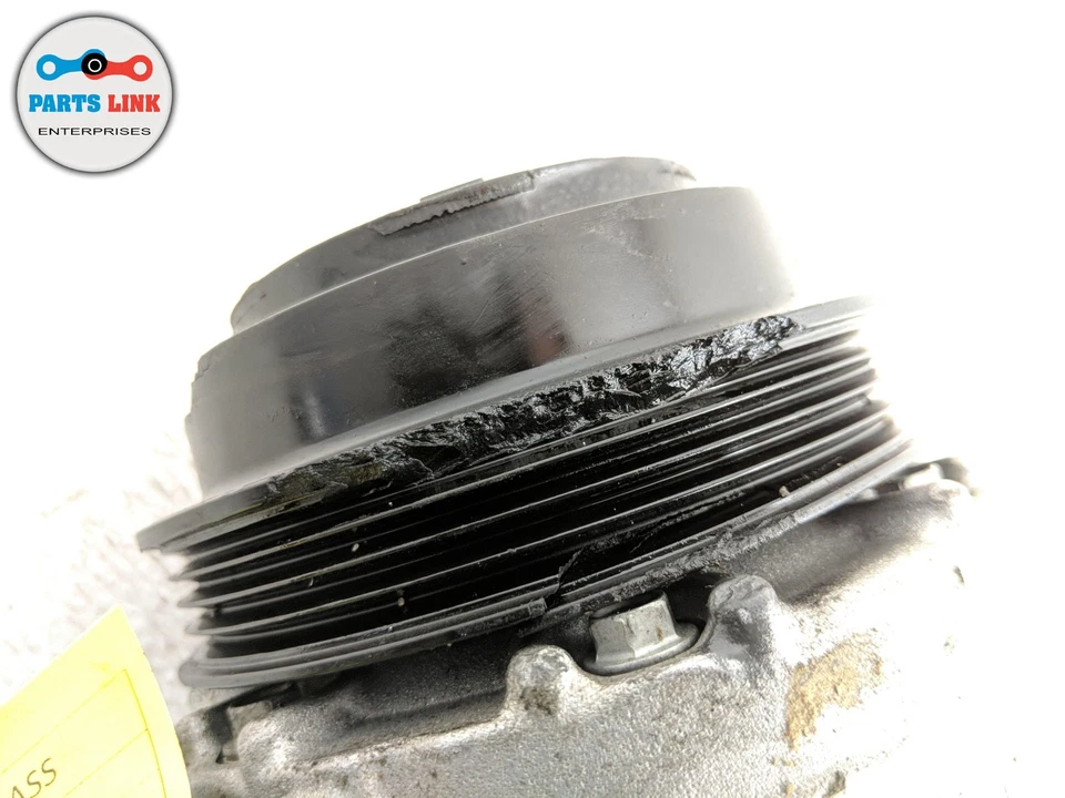 Mercedes C63 AMG W205 2017-2018 4,0 L V8 AIRE ACONDICIONADO COMPRESOR BOMBA OEM Foto 2 de 4