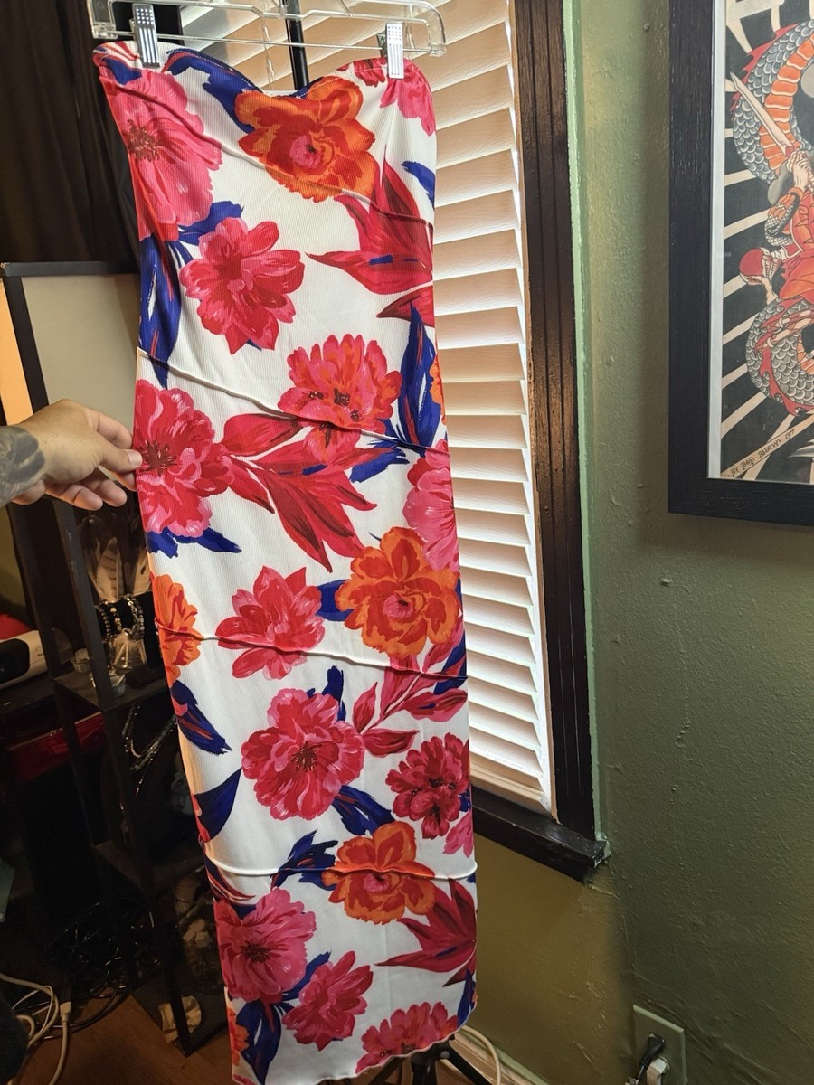 PLUS WOMAN Floral LINED BOHEMIAN HALTER  DRESS Size medium Floral