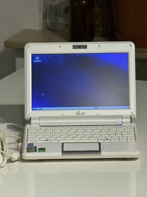 ASUS Eee PC 901 Intel Atom Laptop Netbook 