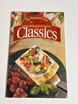 VTG The Pampered Chef Classics Cookbook Recipes Doris Christopher 1999 Booklet - Image 1 of 4