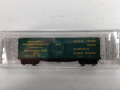 Micro-Trains #39200 N Scale Menasha Woodenware Co 40' Wood Box Car #245 NOS