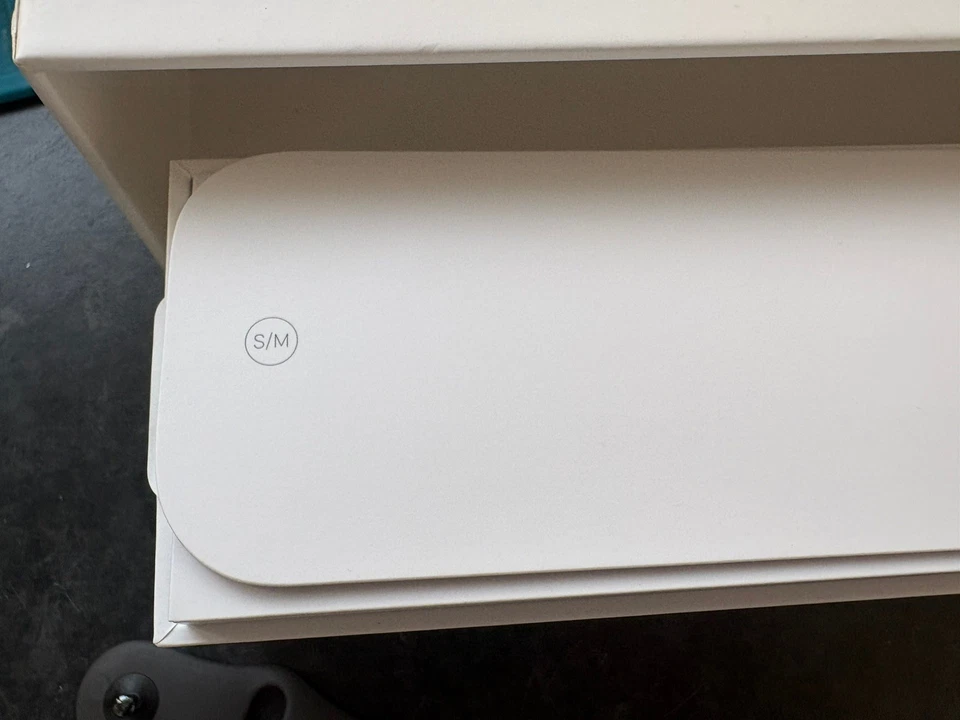 Apple Watch Series 3 space grey 42mm Aluminium sport GPS.   - Image 4 of 4