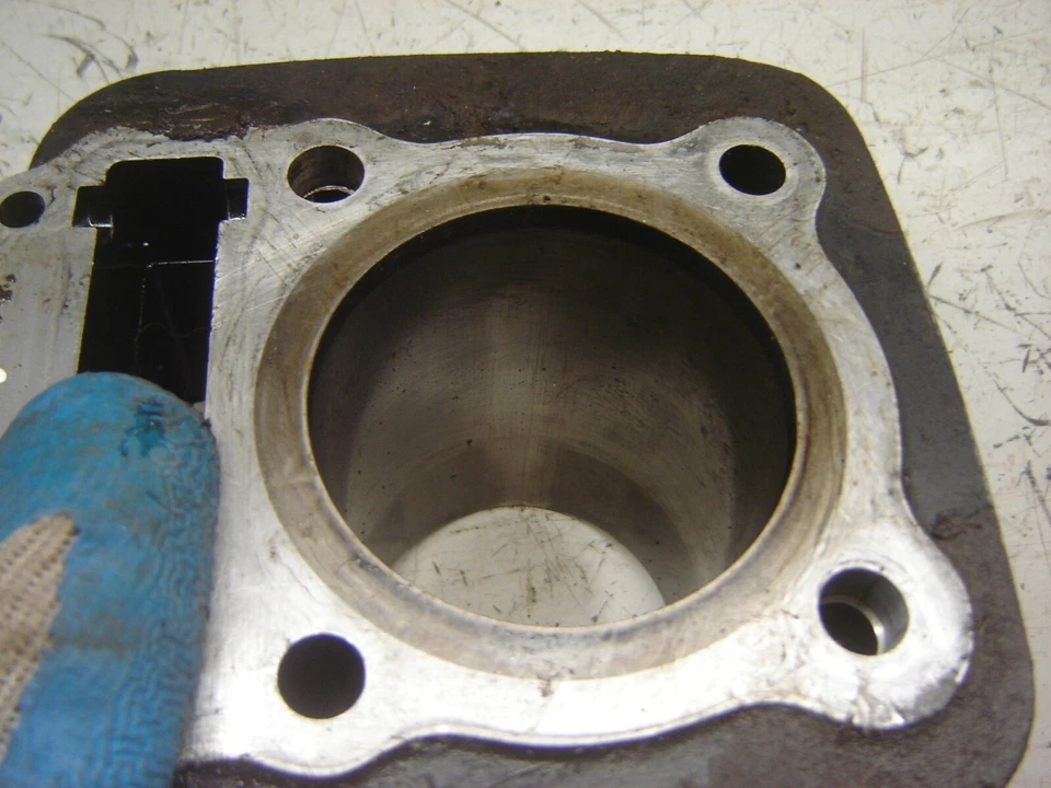 SUZUKI DR125 DR 125 CYLINDER AND PISTON 1982 1983 1984 — 第 2/4 张图片